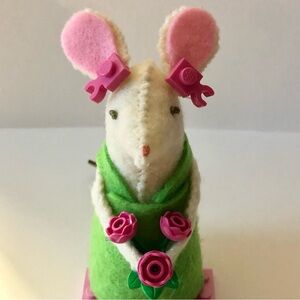 Lego lover Felt Mouse Art Doll Hand-sewn 4 inches Roses lime green dress maniac